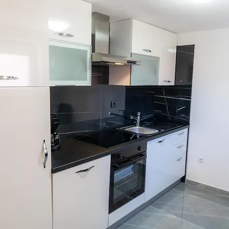 Apartments Zubcic Tisno Exterior photo