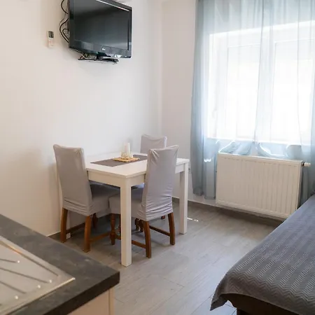 Apartments Zubcic Tisno Exterior photo
